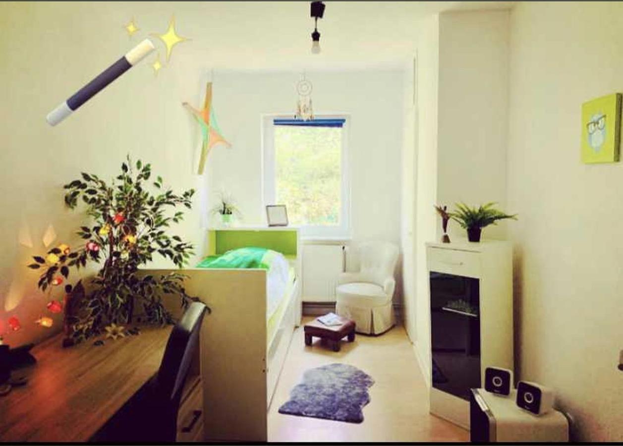 Gaestezimmer Am Weinberg Apartment Kassel Bagian luar foto